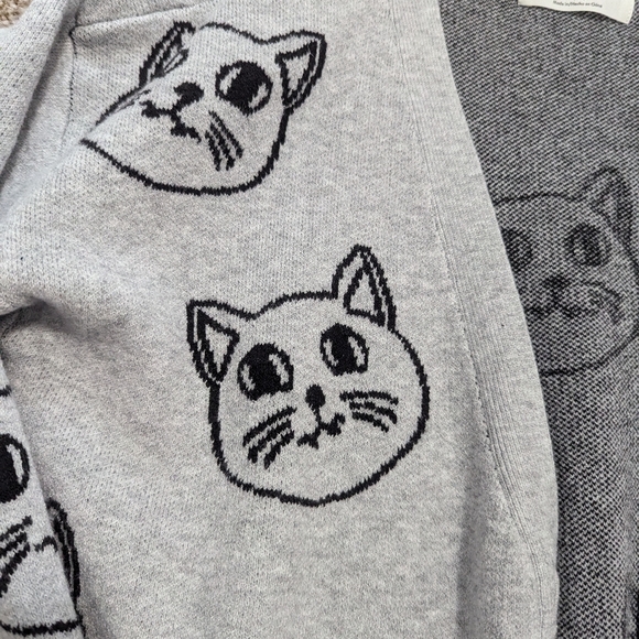 Grey Cat Cardigan Small - Picture 3 of 3